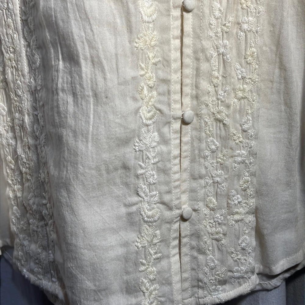 Free People embroidered peasant blouse-puff sleeves-NWOT - Picture 5 of 10